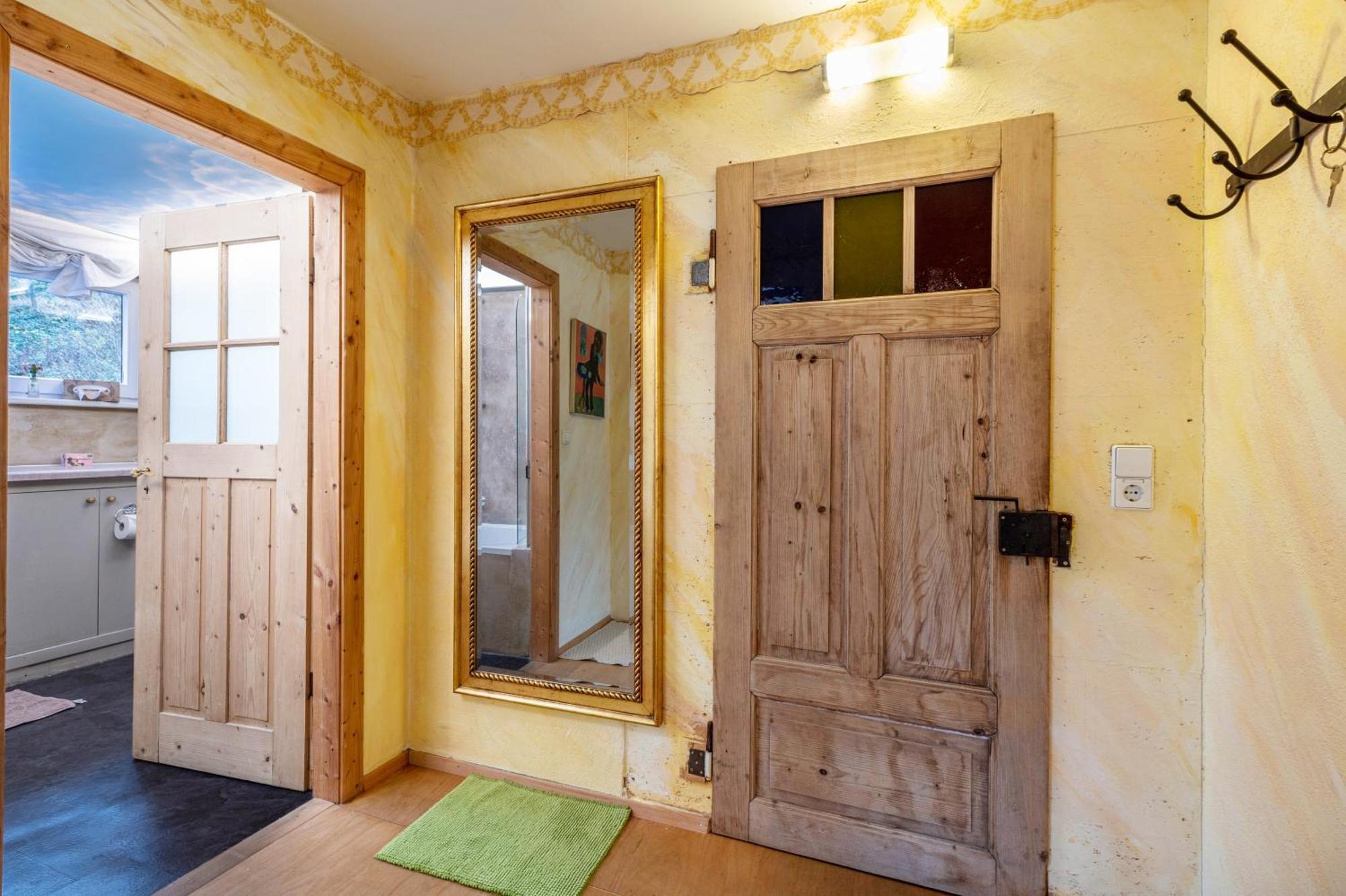Haus Der Malerin Andrea Gawaz Apartment Mullheim  Exterior foto